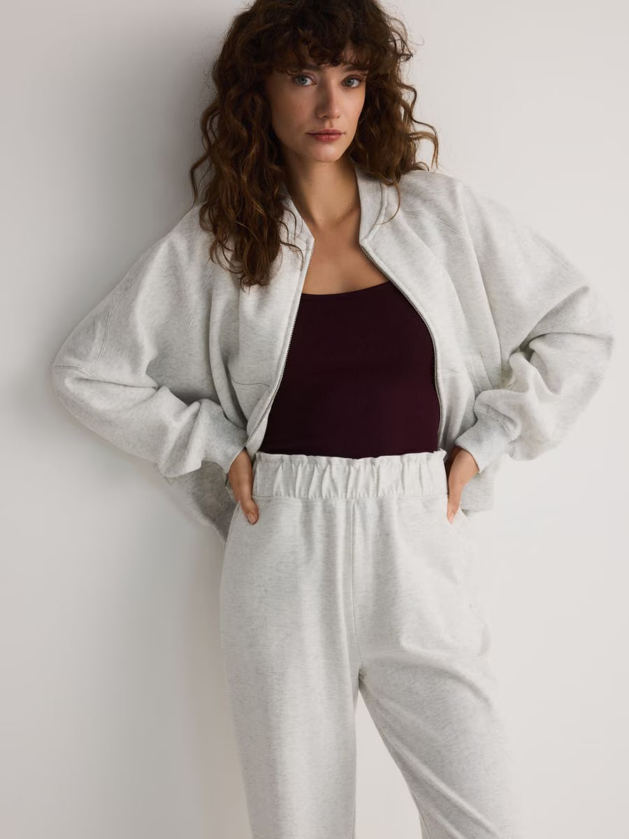 Utsvängda joggingbyxor -ljusgrå